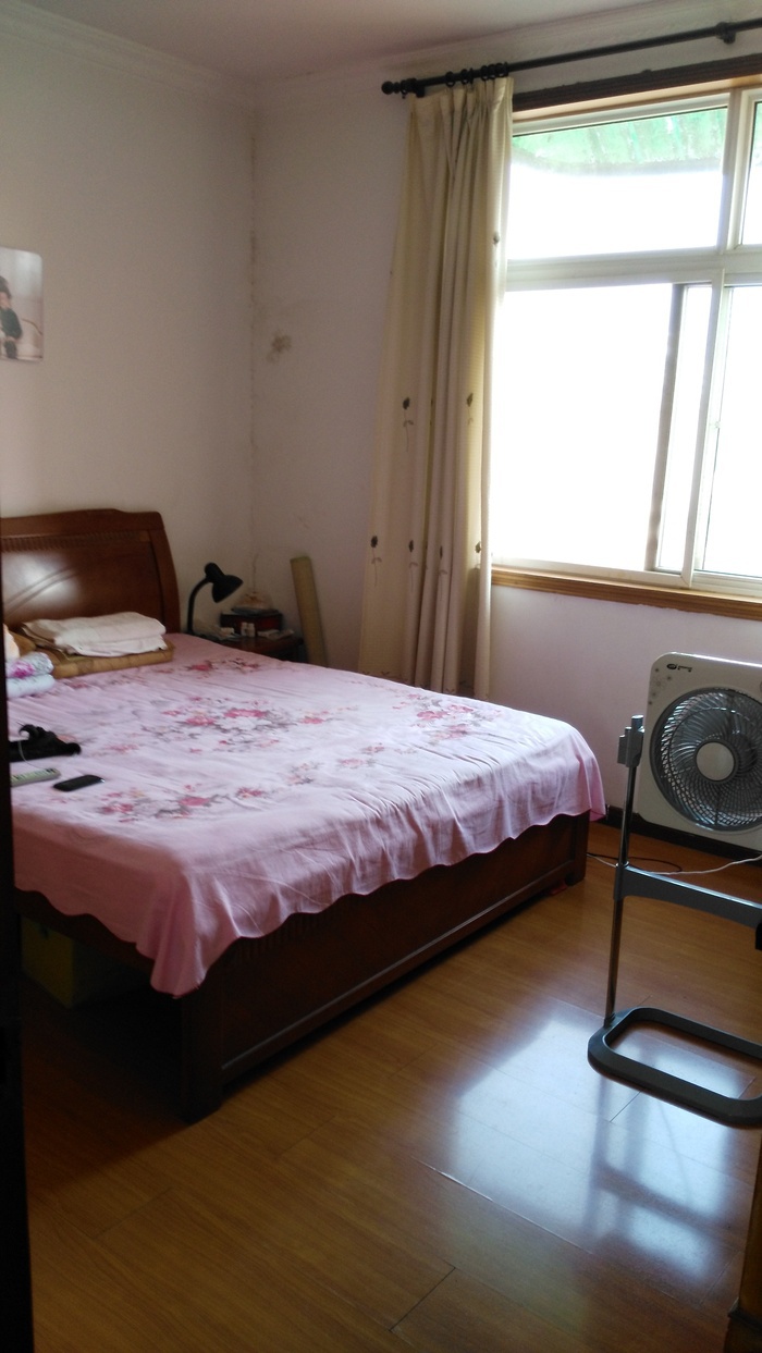 二中学区房 【五金巷】4楼 证上74平米实际80