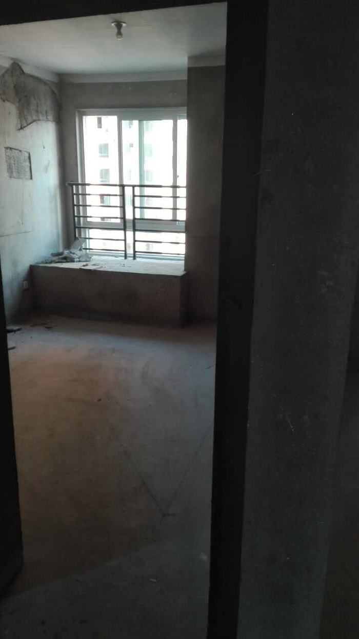 同乐西苑:城南稀有多层 公摊小 得房率高 楼下两